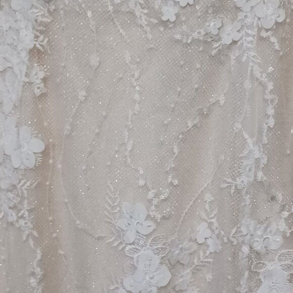 NEW Mac Duggal Glitter Floral Applique Column Evening Gown Ivory Size 12 Wedding - Picture 10 of 16